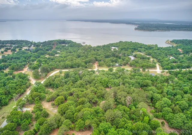 Homes for sale in Porum, OK | 1 E 1165 Rd, Porum, OK 74455 | MLS# 2539197