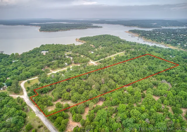 Homes for sale in Porum, OK | 1 E 1165 Rd, Porum, OK 74455 | MLS# 2539197
