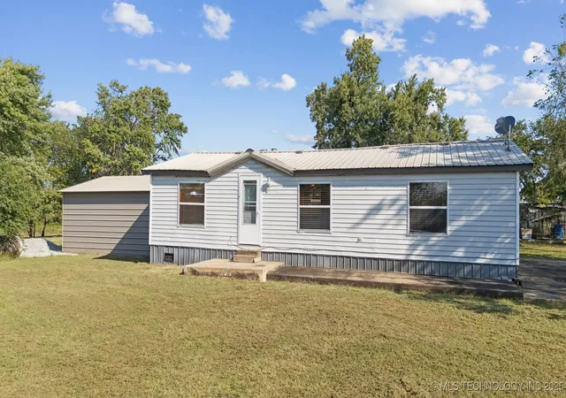 Homes for sale in Vinita, OK | 433432 E 260 Rd, Vinita, OK 74301 | MLS# 2539636