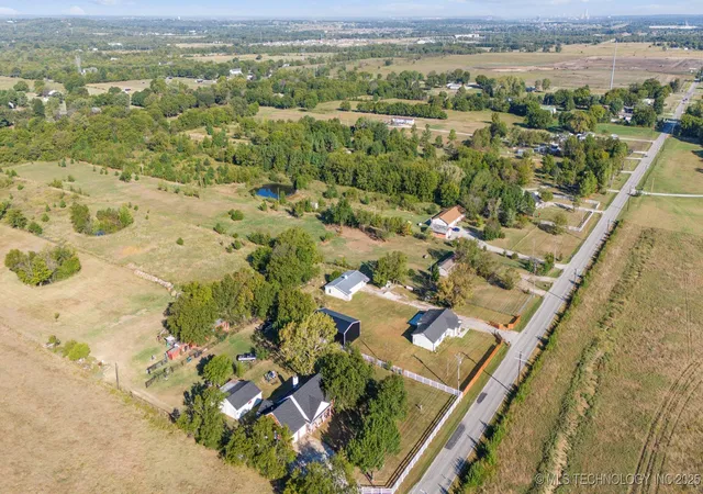 4th image of 16508 S Yale Ave, Bixby, OK 74008 | MLS# 2540441