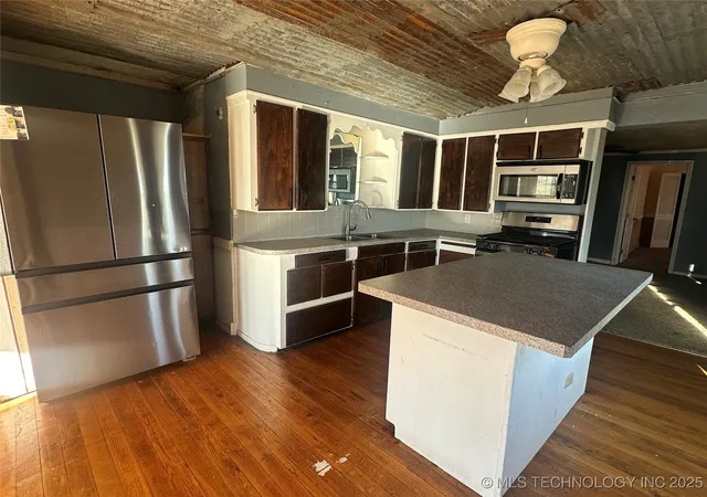 Homes for sale in Stuart, OK | 1030 4Th, Stuart, OK 74570 | MLS# 2540378