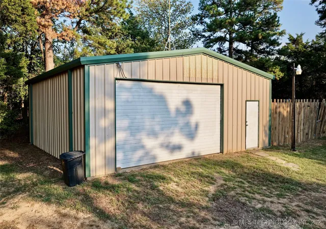 2nd image of 108 Patricia, Eufaula, OK 74432 | MLS# 2540234