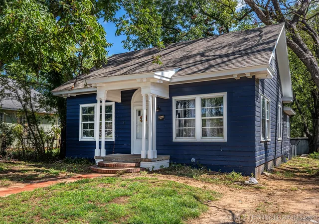 2nd image of 906 B St Nw, Ardmore, OK 73401 | MLS# 2539959