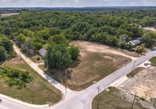 4th image of 215 S Hawthorne St, Sapulpa, OK 74066 | MLS# 2541614