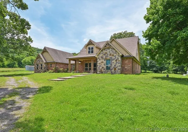 Photo 1 of Single family home for sale at 121 Quanah Rd, Fort Gibson, OK 74434 | MLS# 2537997 | Listing updated on 2026-08-20