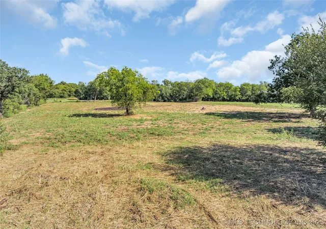 Homes for sale in Davis, OK | 409 W Main St, Davis, OK 73030 | MLS# 2541758