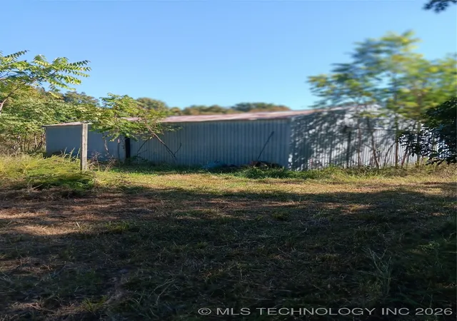 Photo 3 of Sale Pending at 11377 E 590 Road, Locust Grove, OK 74352 | MLS# 2541944 | Listing updated on 2026-08-20