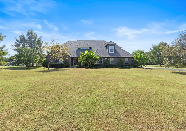 Photo 1 of Single family home for sale at 23332 E 132nd St S, Coweta, OK 74429 | MLS# 2542214 | Listing updated on 2026-08-24