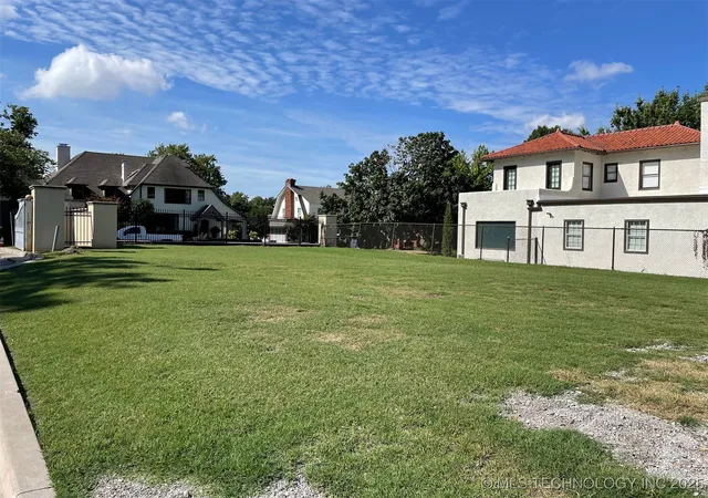 2nd image of 1251 E 28th St, Tulsa, OK 74114 | MLS# 2542236