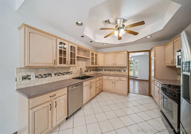 3rd image of 15818 E 77Th St N, Owasso, OK 74055 | MLS# 2541706