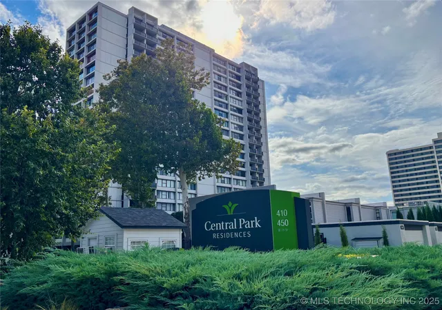 1st image of 450 W 7Th St #809, Tulsa, OK 74119 | MLS# 2542413