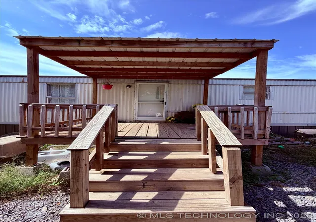 Photo 3 of Manufactured home for sale at 907 Harris, Muskogee, OK 74403 | MLS# 2542385 | Listing updated on 2026-08-27