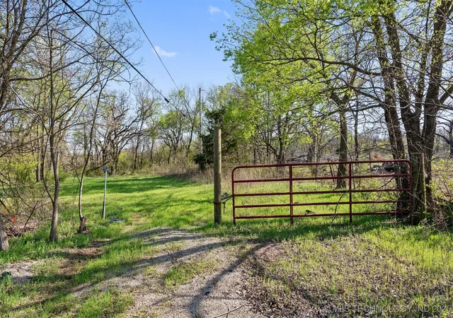 Homes for sale in Sand Springs, OK | 102nd Ave, Sand Springs, OK 74063 | MLS# 2542522