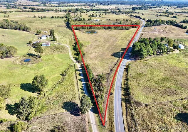 11th image of 14 S Hwy 71, Quinton, OK 74561 | MLS# 2542682