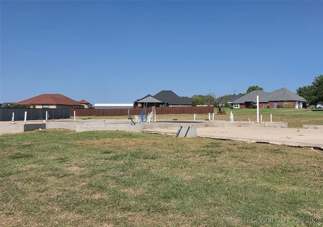 Photo 3 of Land for sale at 4105 Meadowlark Rd, Ardmore, OK 73401 | MLS# 2542999 | Listing updated on 2026-07-22
