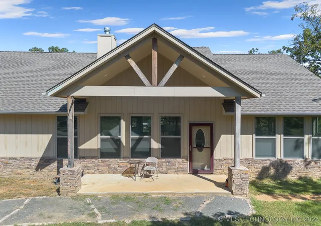 Homes for sale in Sulphur, OK | 2516 Elm Rd, Sulphur, OK 73086 | MLS# 2542552
