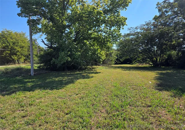 Homes for sale in Ardmore, OK | 1410 Se White St, Ardmore, OK 73401 | MLS# 2543092