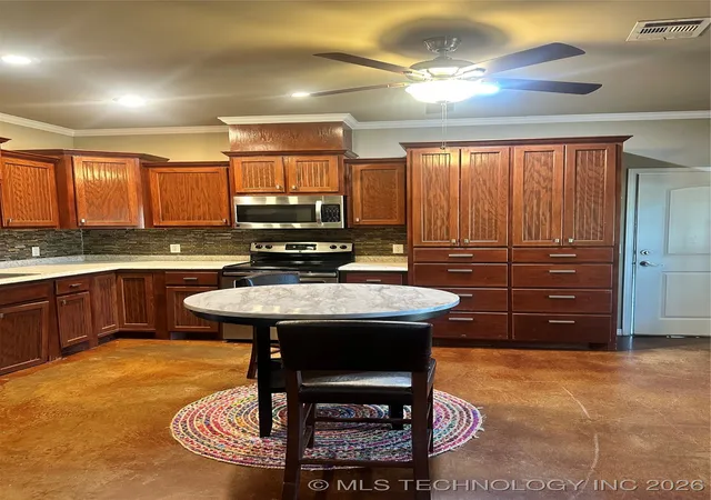 Photo 4 of Single family home for sale at 415664 E 1093 Rd E, Checotah, OK 74426 | MLS# 2543126 | Listing updated on 2026-08-20