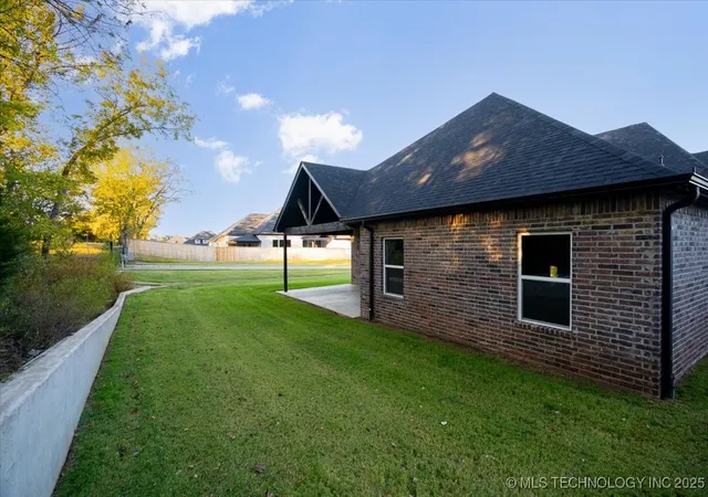 26th image of 11308 S Fir Ave W, Jenks, OK 74037 | MLS# 2543554