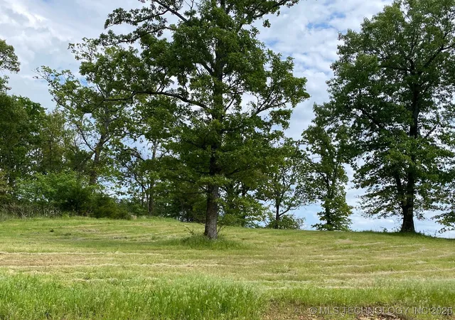 1st image of 715 Ridgeview Dr, Tahlequah, OK 74464 | MLS# 2543704