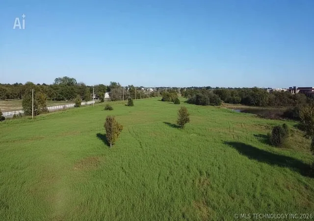 3rd image of E 106Th St, Owasso, OK 74055 | MLS# 2543814
