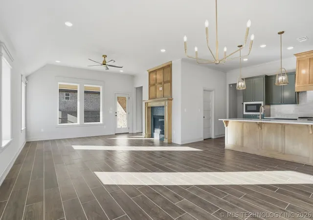 3rd image of 7215 E Queens St, Broken Arrow, OK 74014 | MLS# 2543597