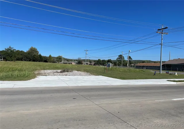 3rd image of W Rogers Blvd, Skiatook, OK 74070 | MLS# 2543424