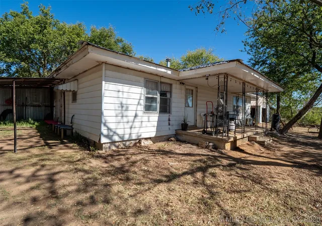 1st image of 10450 County Road 1490 Road, Ada, OK 74820 | MLS# 2544240