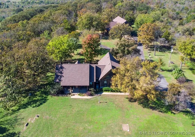 Single family home for sale at 22217 Us Hwy 59, Spiro, OK 74959 | MLS# 2544017