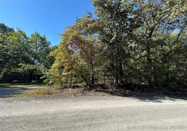 Homes for sale in Locust Grove, OK | E 610 Rd, Locust Grove, OK 74352 | MLS# 2542638