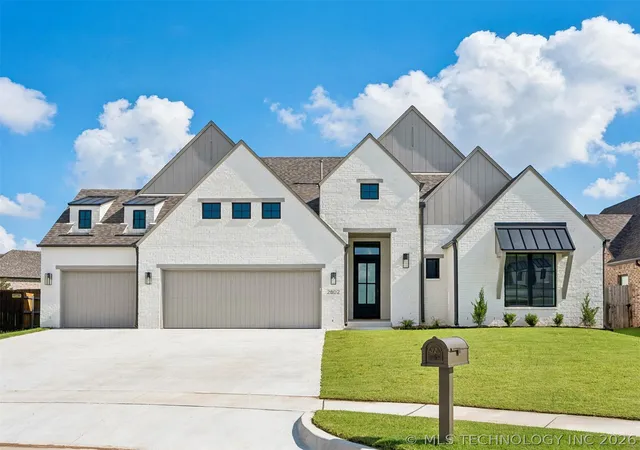 1st image of 2802 W Van Buren Ct, Broken Arrow, OK 74011 | MLS# 2544652