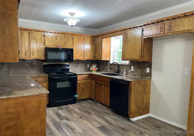 Homes for sale in Jenks, OK | 422 N Forest St, Jenks, OK 74037 | MLS# 2544710