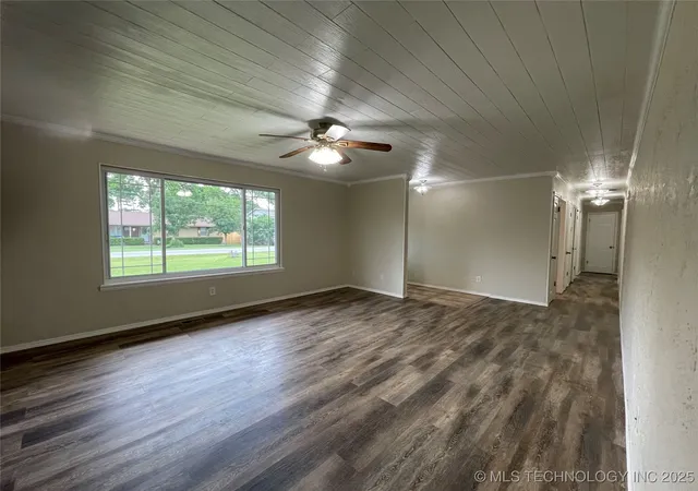 Homes for sale in Jenks, OK | 422 N Forest St, Jenks, OK 74037 | MLS# 2544710