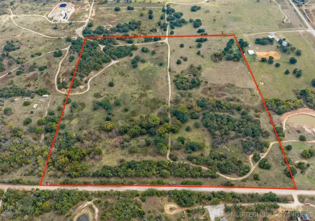 Homes for sale in Healdton, OK | 0 Industrial Rd, Healdton, OK 73438 | MLS# 2544603