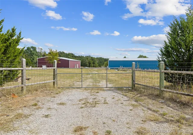 3rd image of 58 Smokey Ridge Rd, Ardmore, OK 73401 | MLS# 2545254