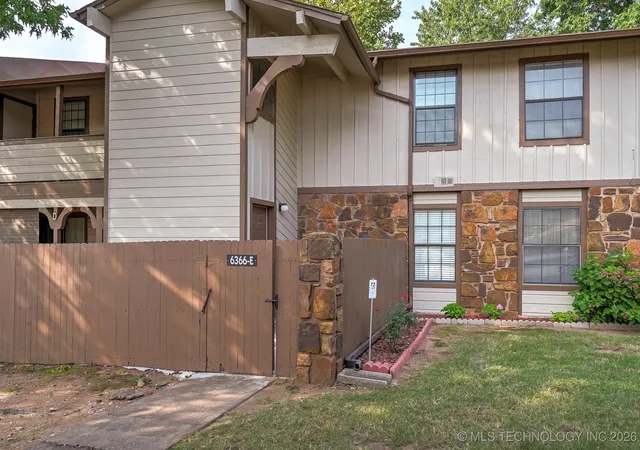 Photo 1 of Condo for sale at 6366 S 80th Eastavenue #E, Tulsa, OK 74133 | MLS# 2545282 | Listing updated on 2026-05-18