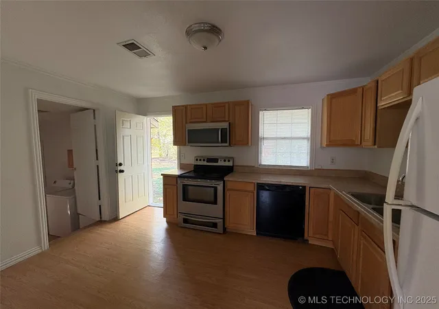 4th image of 11 Turner, Ardmore, OK 73401 | MLS# 2545422