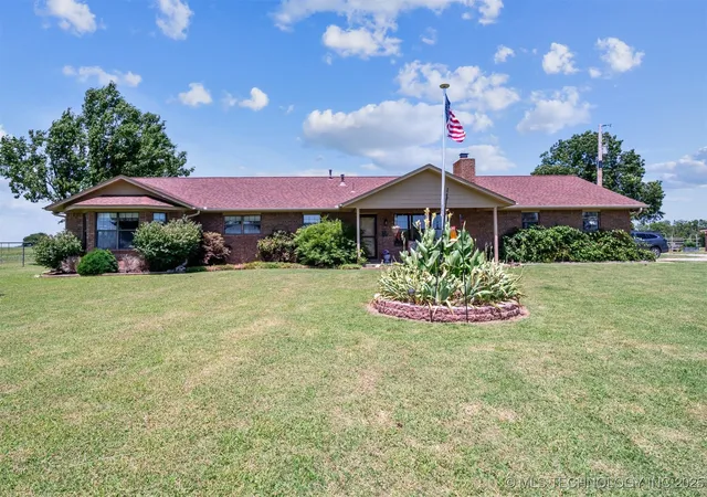 3rd image of 3901 E 440 Rd, Adair, OK 74330 | MLS# 2544656