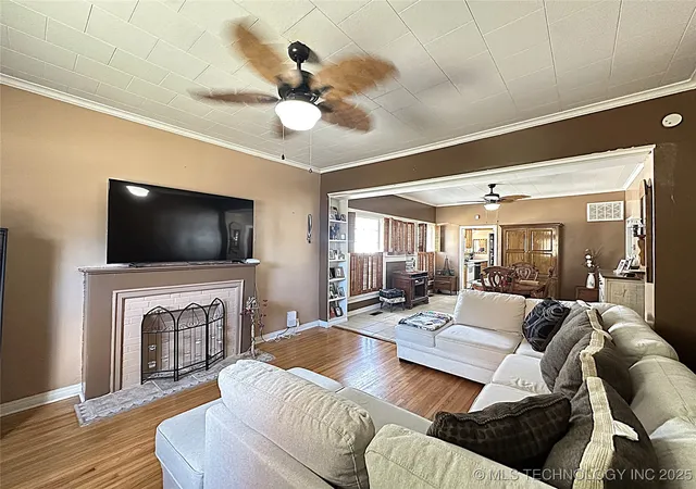 Photo 3 of Single family home for sale at 332 I St Sw, Ardmore, OK 73401 | MLS# 2545351 | Listing updated on 2026-08-20