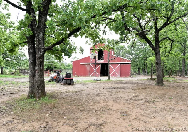 Homes for sale in Beggs, OK | 5575 Rizley Rd, Beggs, OK 74447 | MLS# 2545568