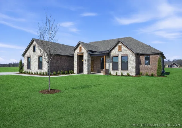 3rd image of 16313 E 102Nd St N, Owasso, OK 74055 | MLS# 2545735