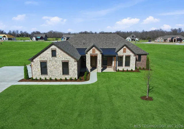 4th image of 16313 E 102Nd St N, Owasso, OK 74055 | MLS# 2545735