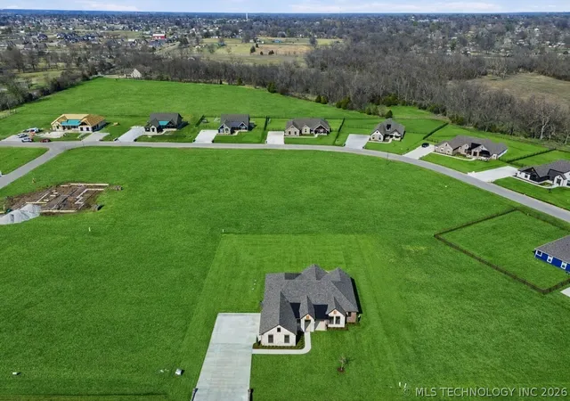 5th image of 16313 E 102Nd St N, Owasso, OK 74055 | MLS# 2545735