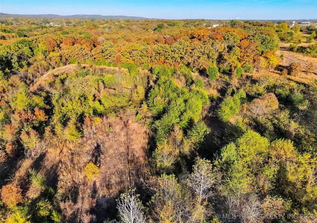 Photo 3 of Land for sale at 1312 S Caddo St, Muldrow, OK 74948 | MLS# 2545553 | Listing updated on 2026-08-26