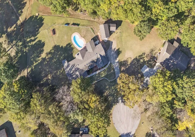 Photo 3 of Single family home for sale at 21780 E 66th Circle S, Broken Arrow, OK 74014 | MLS# 2545942 | Listing updated on 2026-08-24