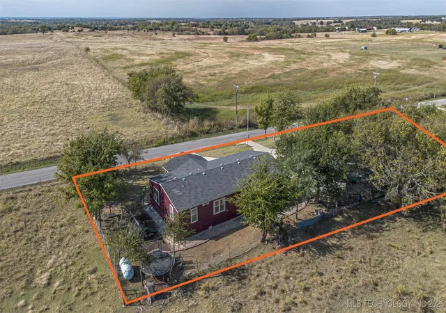 Homes for sale in Sulphur, OK | 5021 W 14Th, Sulphur, OK 73086 | MLS# 2545459