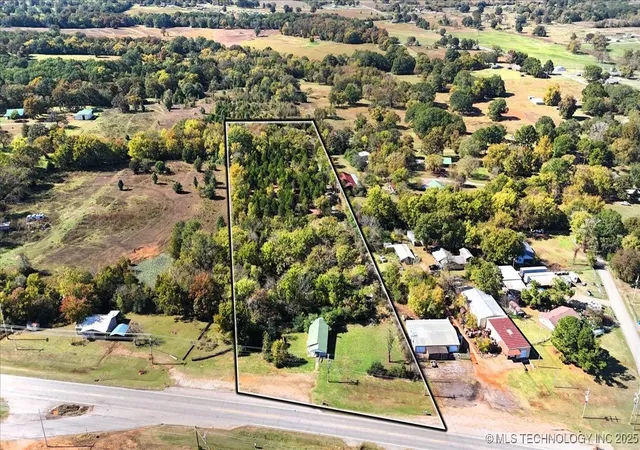 Homes for sale in Sallisaw, OK | 3009 N Wheeler Ave, Sallisaw, OK 74955 | MLS# 2546087