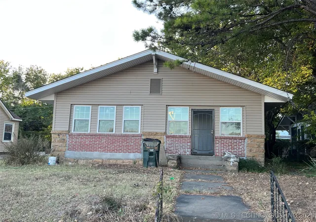 Homes for sale in Sapulpa, OK | 702 S Main St, Sapulpa, OK 74066 | MLS# 2546080