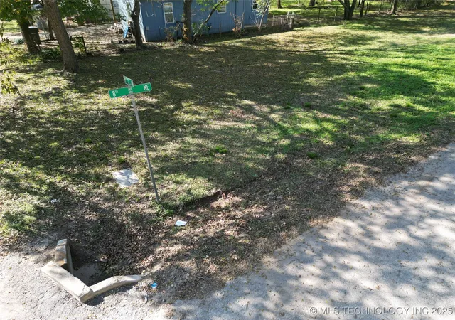 Photo 2 of Land for sale at 723 B St Ne, Ardmore, OK 73401 | MLS# 2546252 | Listing updated on 2026-08-24