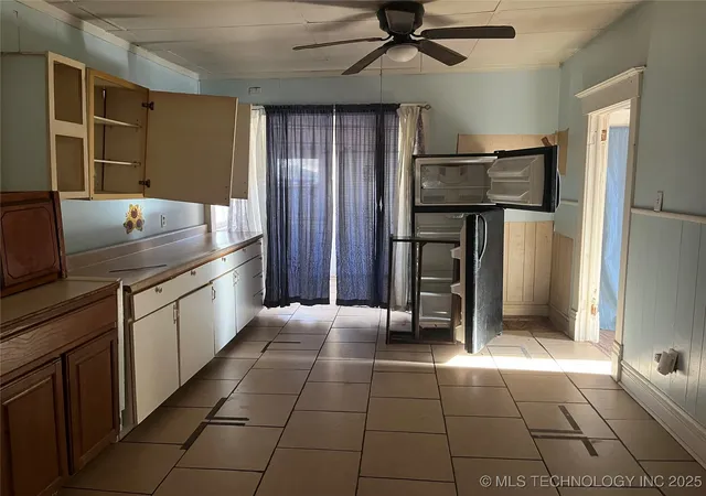 Photo 5 of Single family home for sale at 826 N H St, Muskogee, OK 74403 | MLS# 2546311 | Listing updated on 2026-08-27